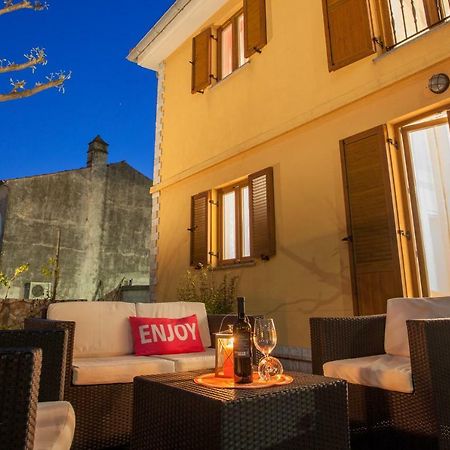 Apartman Madlen Cres Exteriér fotografie