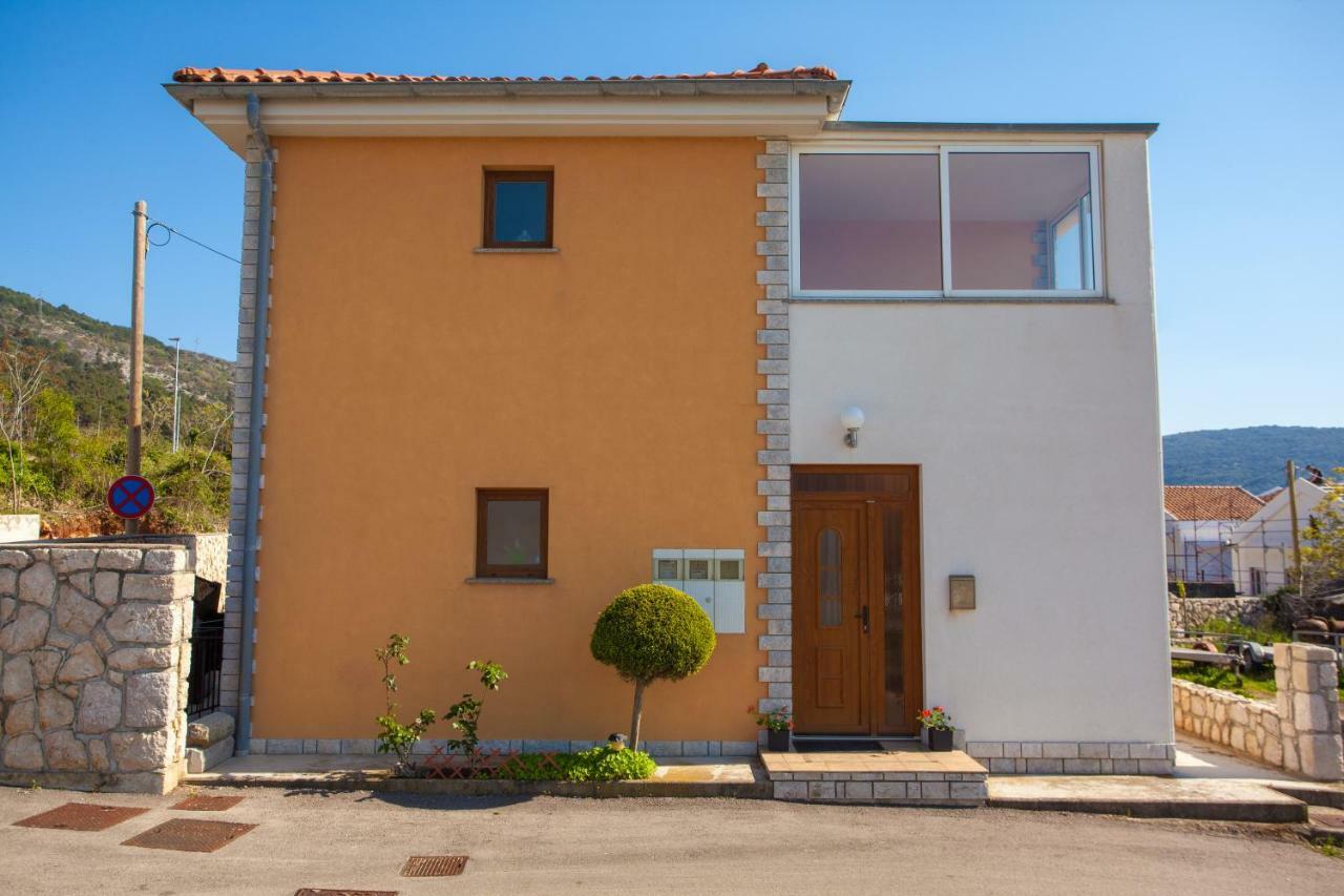 Apartman Madlen Cres Pokoj fotografie